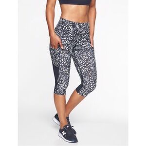 Athleta Spotty All In Crop